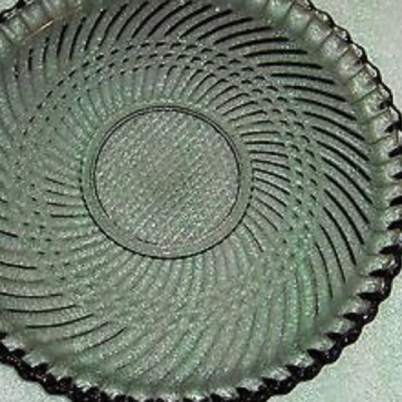 Vintage Libbey glass 10” plate in smoke gray - Picture 2 of 2